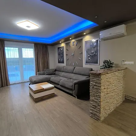 Valf Villa